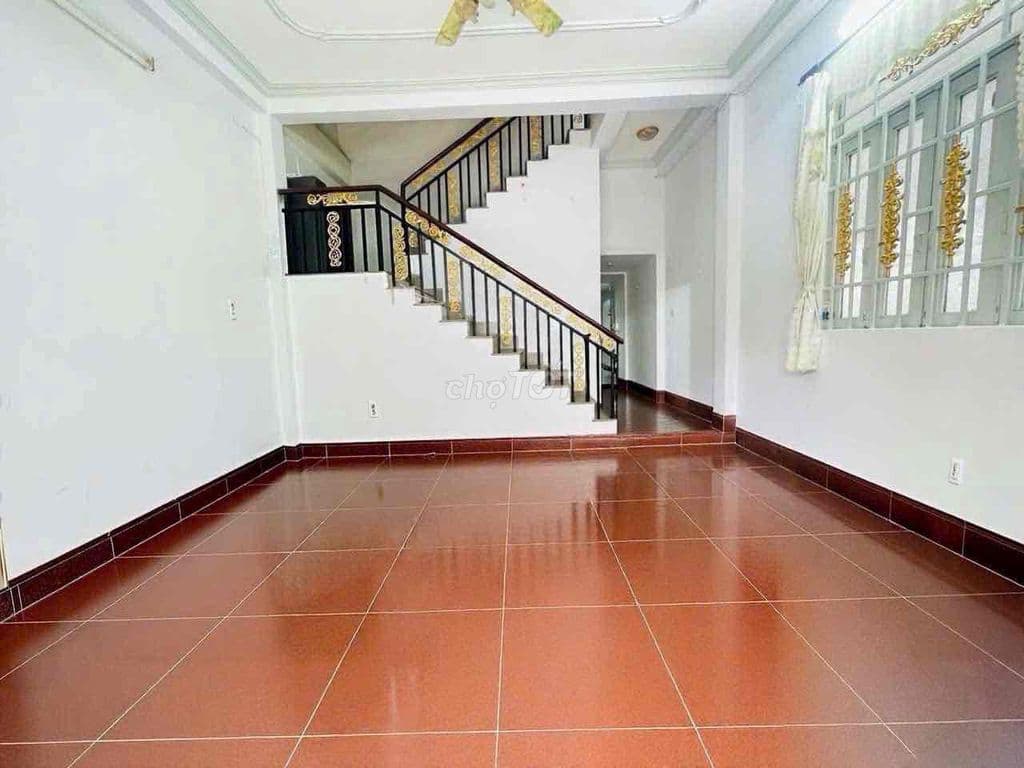 Nhà diện tích đẹp ngay cao đẳng diện lực q12 -Bán Nhà SHR dt 5 x 16m n - Ảnh 2