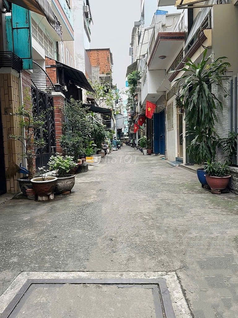 NHÀ ĐẸP HỒ THỊ KỶ- 3 TẦNG- HẺM 4M, KHU AN NINH- THU NHẬP 14TR/TH