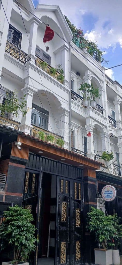 hơn 5 tỷ - Nhà Q12, đường 6m, có lề, oto đỗ, ngang 4x13m, Khu phân lô