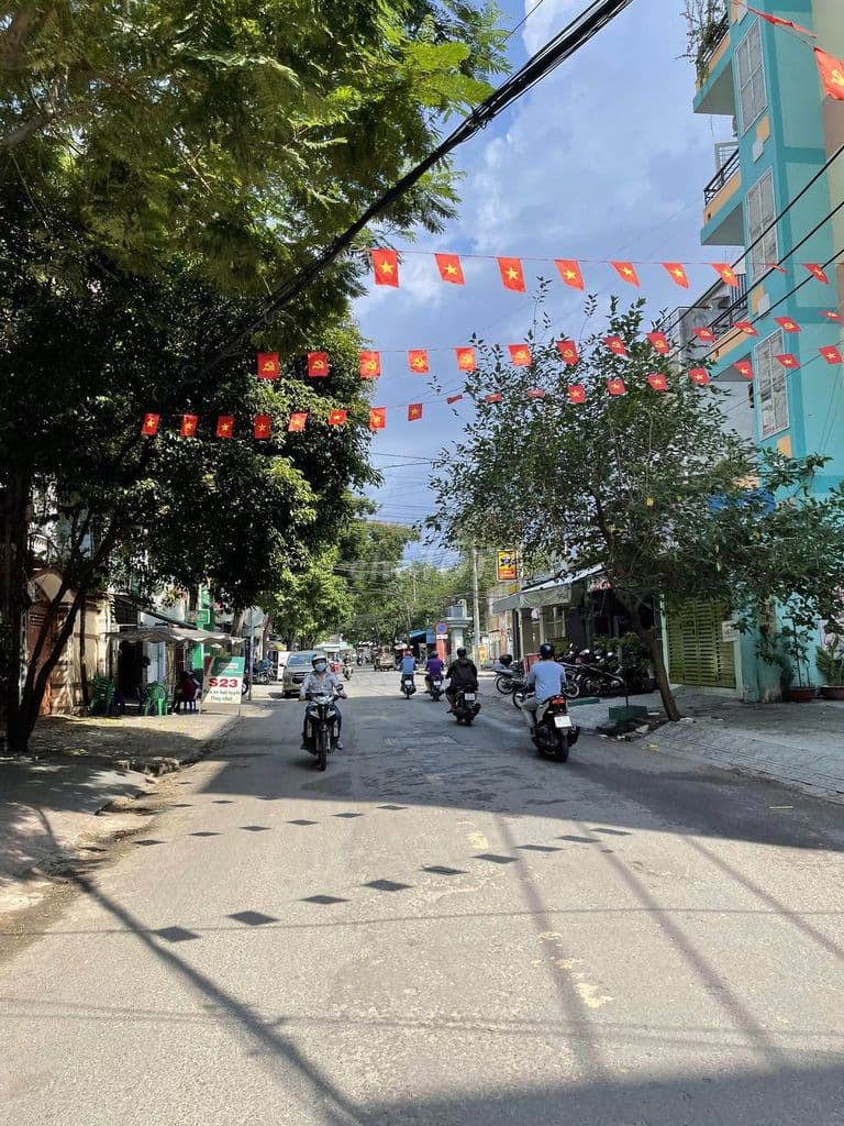 Hẻm xe hơi 6m 7 Thành Thái Phường 14, Quận 10 - Ảnh 3