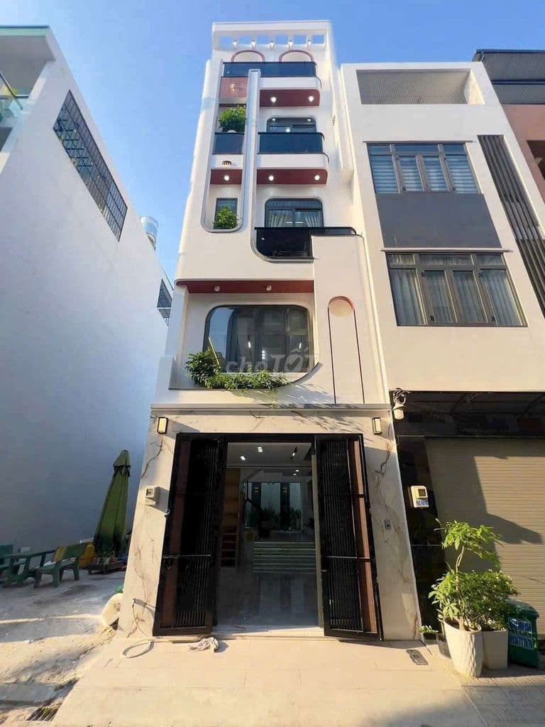 Nhà 1 trệt 1 lững, 2 lầu, tum, đường số 1, gần chung cư Green Hill