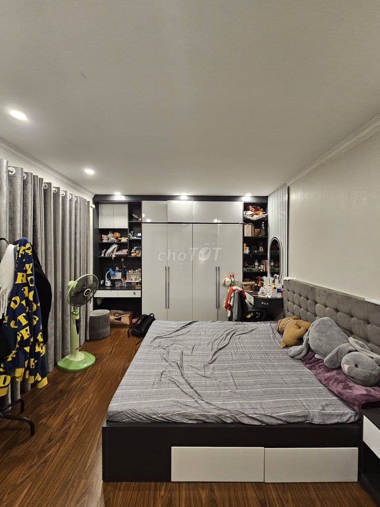 Bán Nhà Lạc Trung 57m2, 4 tầng. Oto Tránh, Vỉa Hè 14,2 Tỷ