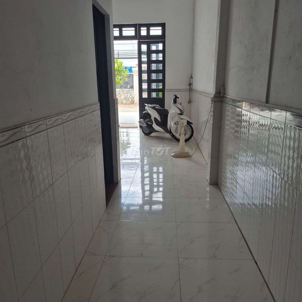 Bán nhà ,Đường Phan Văn hớn , Bà Điểm HM , Ngang 5M - 110M2 ,Giá 2.5Tỷ - Ảnh 3