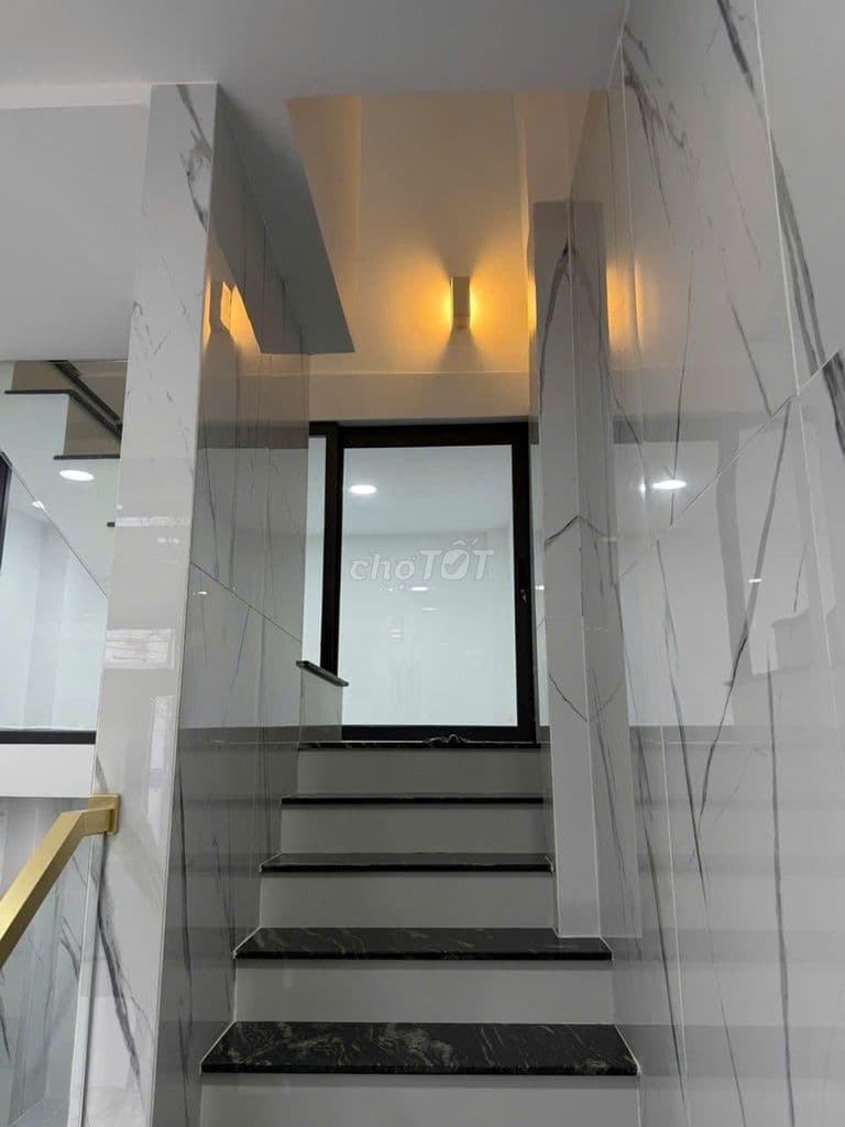 NHÀ MỚI Ở NGAY, 3 PHÒNG NGỦ, GẦN KCX TÂN THUẬN, QUẬN 7, CHỈ 3 TỶ NHỈNH - Ảnh 2
