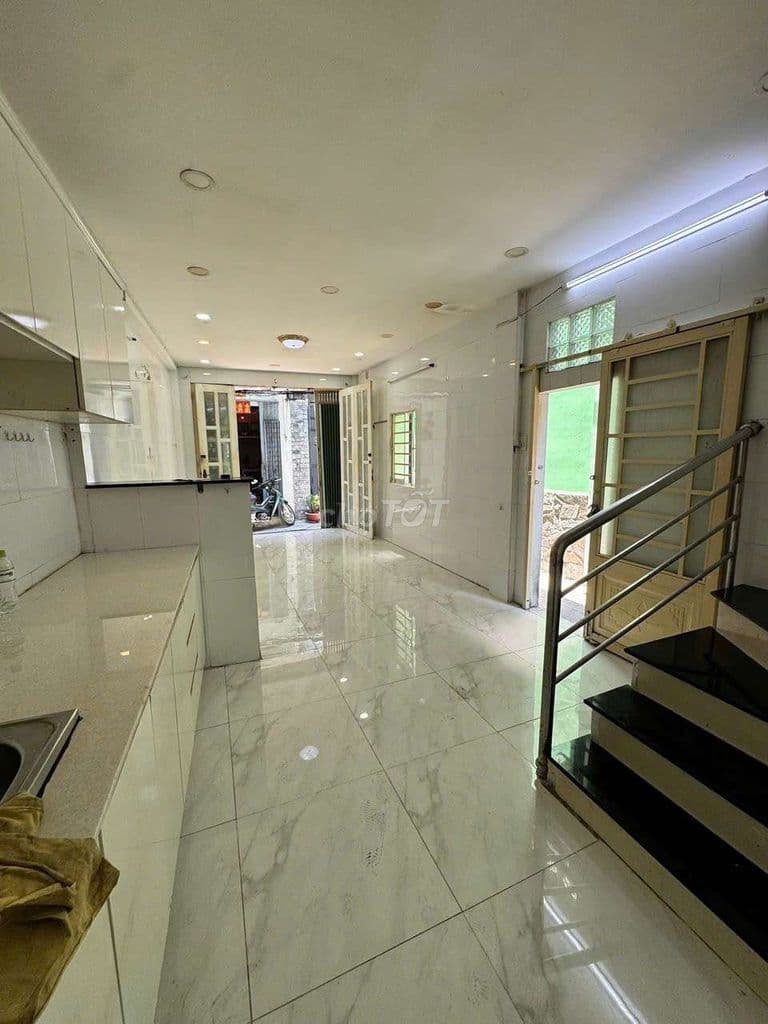 Bán căn góc Bình Thới Phường 14 Quận 11 . 1 Trệt 1 Lầu