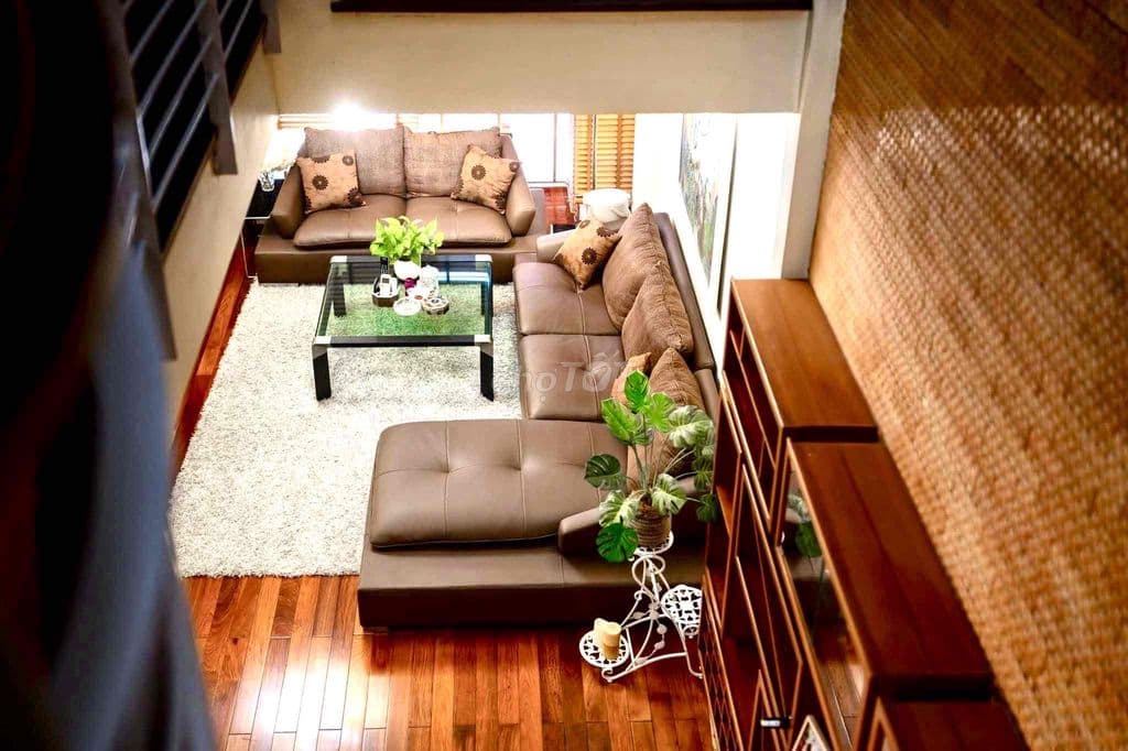 Chính chủ Bán Biệt Thự Mễ Trì Hạ Dt 225m2 Nhà Xây 4,5 Tầng