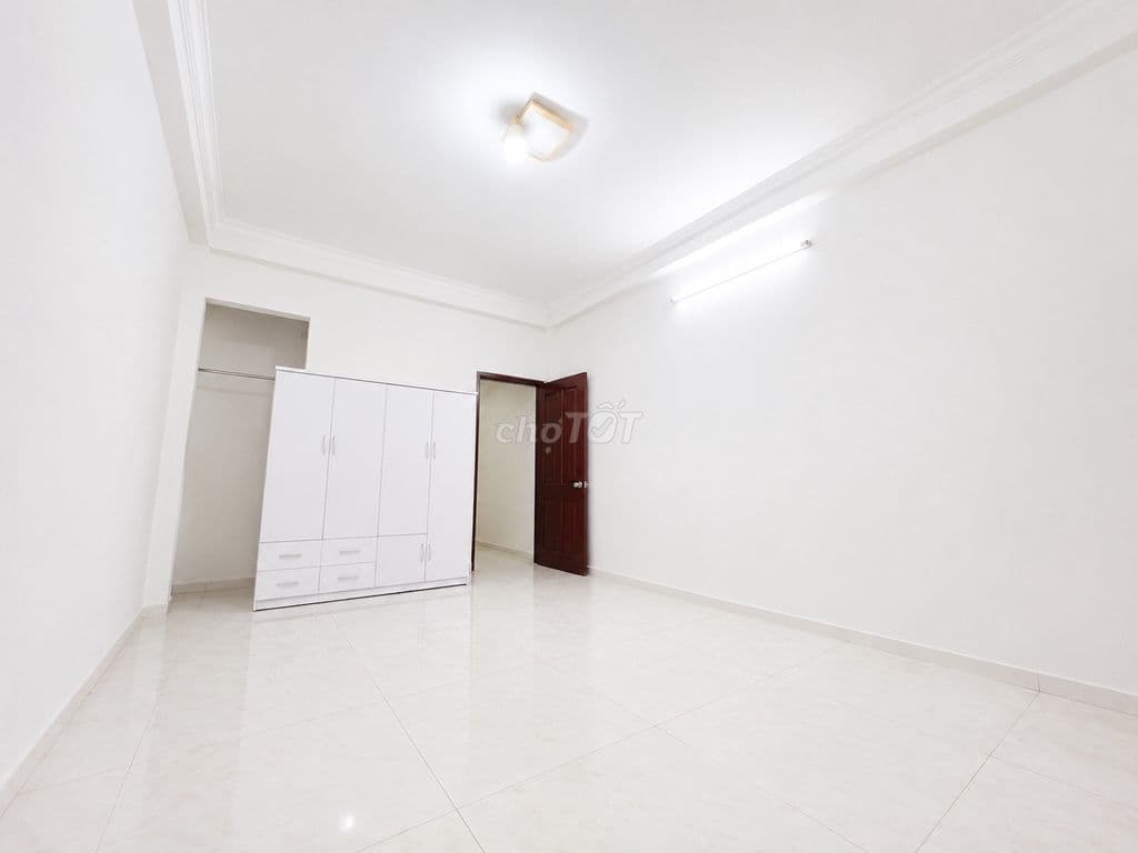 NHÀ Ở HẺM XE HƠI TẬN 3 PHÒNG NGỦ - Ảnh 2