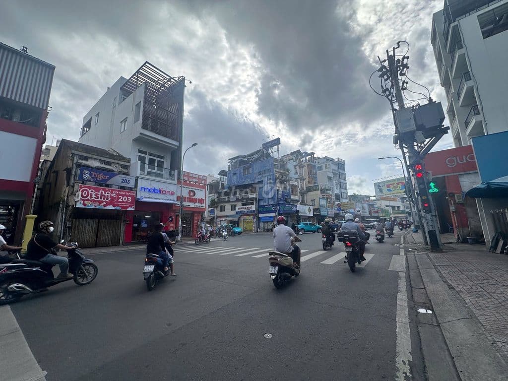 8.7 tỷ sở hữu Mặt Tiền kinh doanh Huỳnh Văn Bánh, Phú Nhuận - Ảnh 2