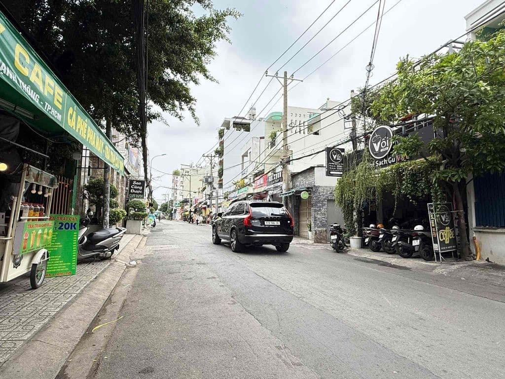 Bán nhà 3 tầng 99m2 mặt tiền Lê Lợi P4 Gò Vấp, gần Đại học CN4 - Ảnh 2