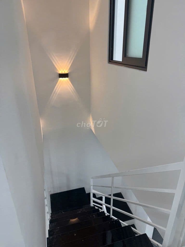 Bán nhà đẹp mới + bản vẽ riêng đường Bình Hưng - Bình Chánh