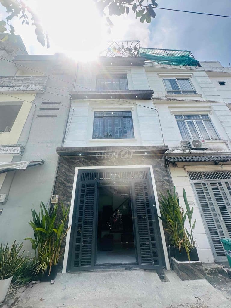 🚨🔥 GIÁ SỐC TX43 – NHÀ 3 TẦNG GẦN HÀ HUY GIÁP CHỈ 4,699 TỶ! HẺM NGẮN –