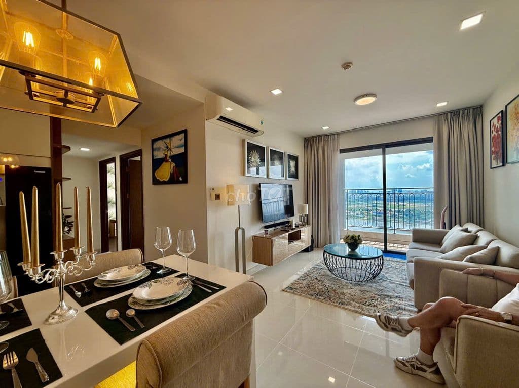 Căn Hộ Saigon Royal- VIew Sông- 12.5 Ngám Pháo Hoa