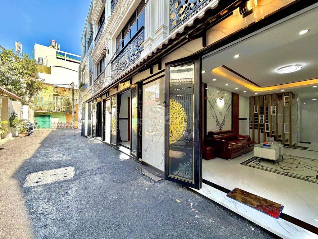 Nhà Mặt Tiền 5 Lầu T.kế Cổ Điển cao cấp, 77 Trương Đăng Quế, P3