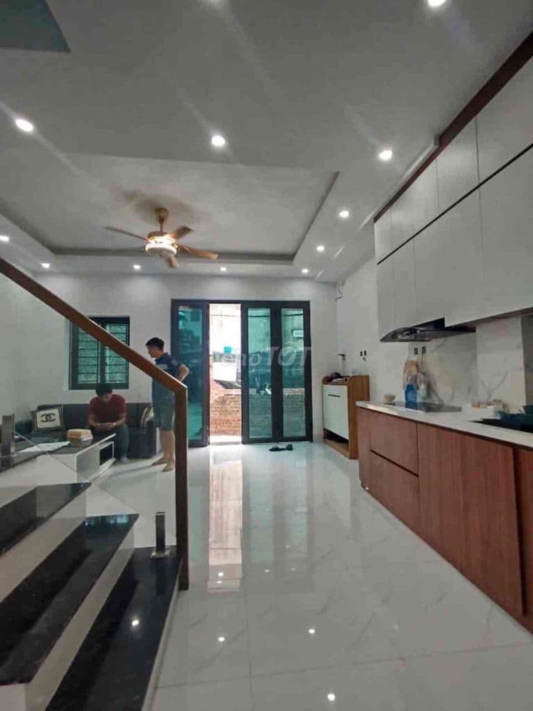 Cơ hội sở hữu căn nhà riêng hiện đại | 35m | xây dựng 5 tầng | giá 5.4 - Ảnh 3