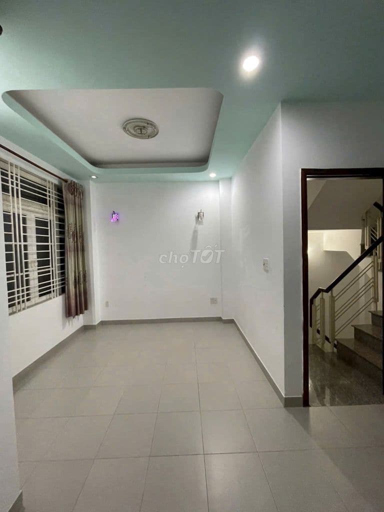 bán nhà đường số 11 linh xuân thủ đức 2150 có hỗ trợ vay NH