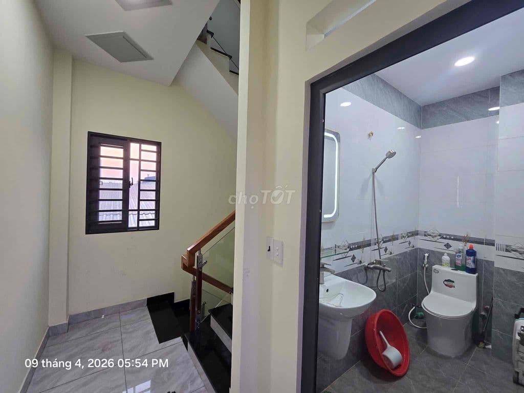 Bán nhà HL: 2, BTR Đông: 4x12 đúc 2 lầu 3PN, 3WC giá còn bớt - Ảnh 3