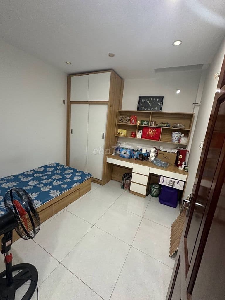 Nhà Di Ái Hoài Đức 5 tầng 4 ngủ full nội thất nhỉnh 5 tỷ - Ảnh 2