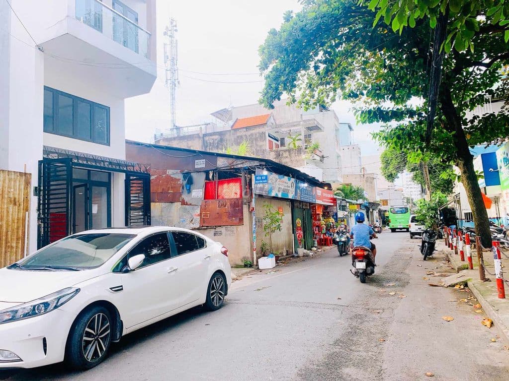 Bán nhà mặt tiền Đoàn Hồng Phước, Tân Phú, 4.2mx21m, giá 9.8 tỷ - Ảnh 2