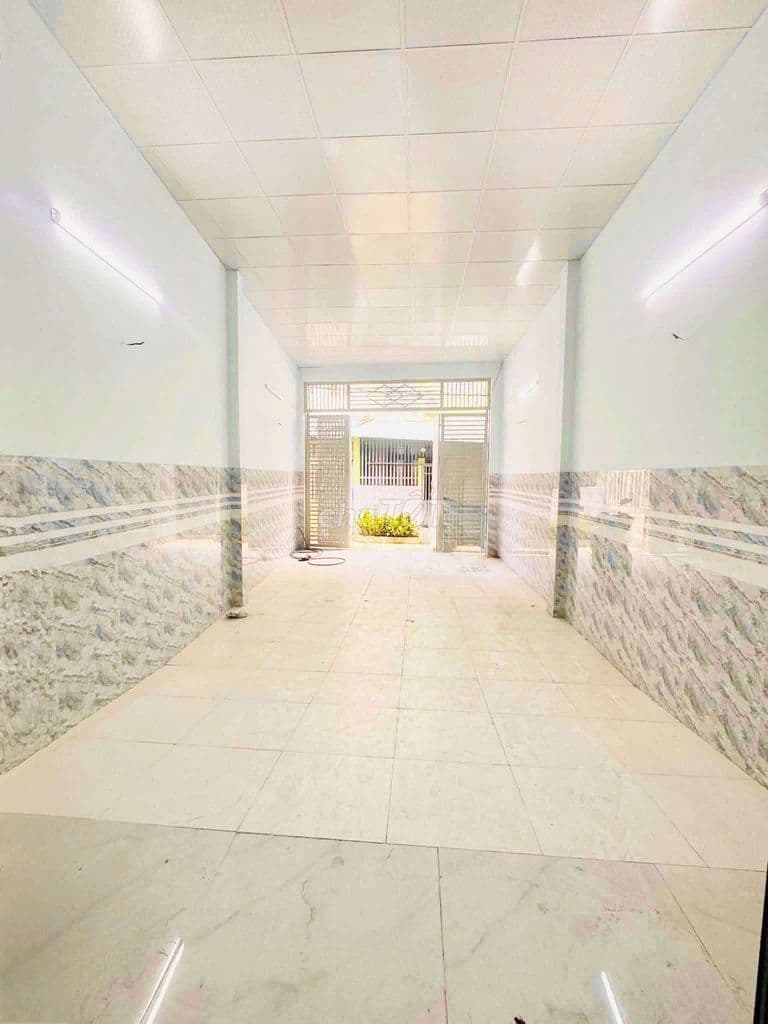 NHÀ 2 TẦNG, 182M2 FULL THỔ,HẺM XE HƠI TTT 14,GIÁP Q.12,CHỈ 4,868 TỶ. - Ảnh 3