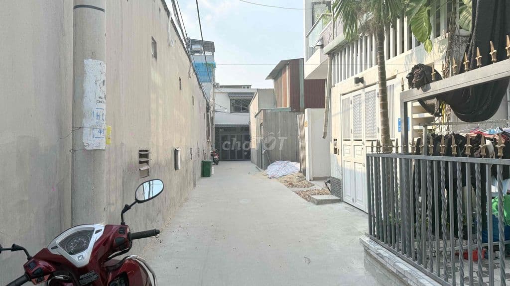 nhà 6x18m. có 4 phòng cho thuê - Ảnh 2