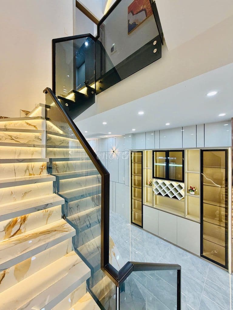 💎Hiếm! Nhà Mới Gần Nhà Ga T3 – Xây Mới Sang Trọng – Tặng Full Nội Thất - Ảnh 3