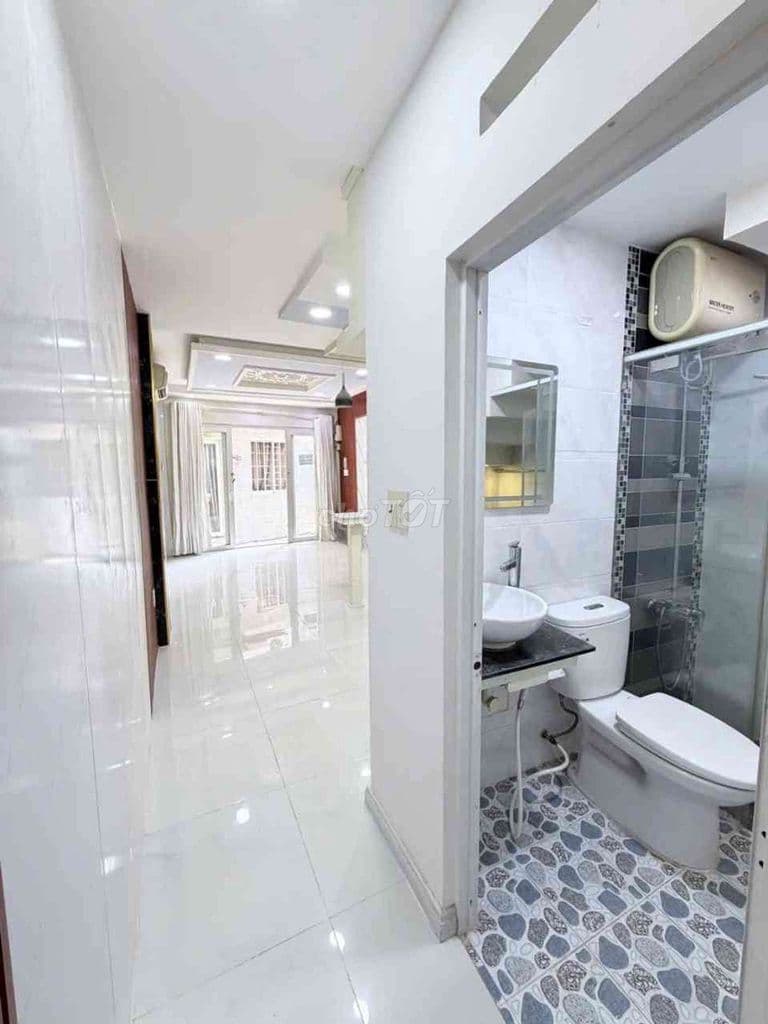 Nhà 3.Tỷ ngay chợ Ba Đình Phường 10 Quận 8 - 30m2 - Không QH - Gấp Bán - Ảnh 2