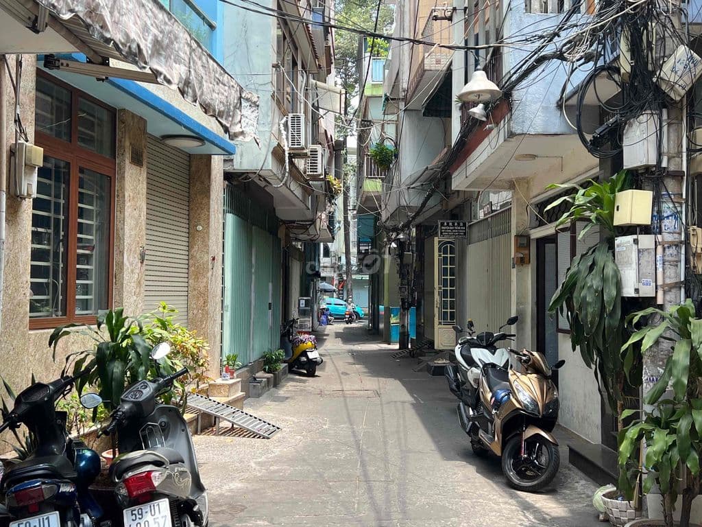 Bán Nhà 128a/28 Nguyễn Chí Thanh Quận 10