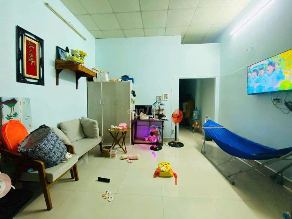 61m2 xe hơi đỗ cửa ,ngay lotte mart gò vấp
