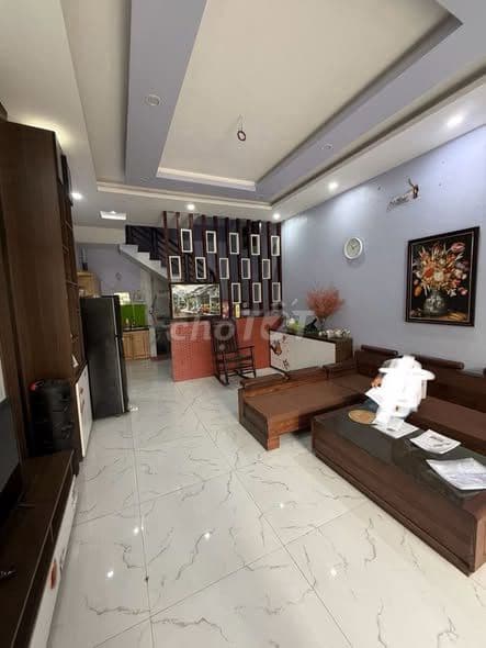 bán nhà 3 tầng gần Quốc lộ 3 giảm giá nhanh