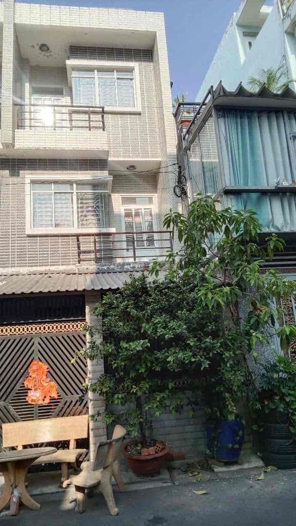 Cần bán gấp nhà ở Bình Tân