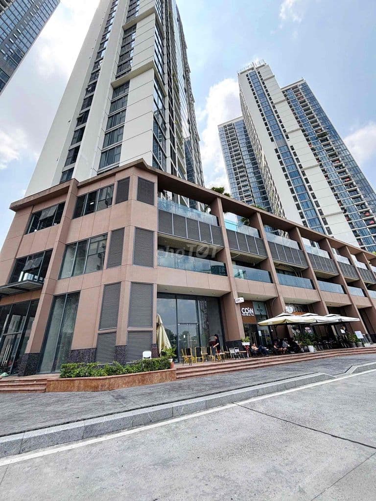 bán căn shophouse Eco Green,MT Ng Văn Linh. Nhà trống,kinh doanh ngay