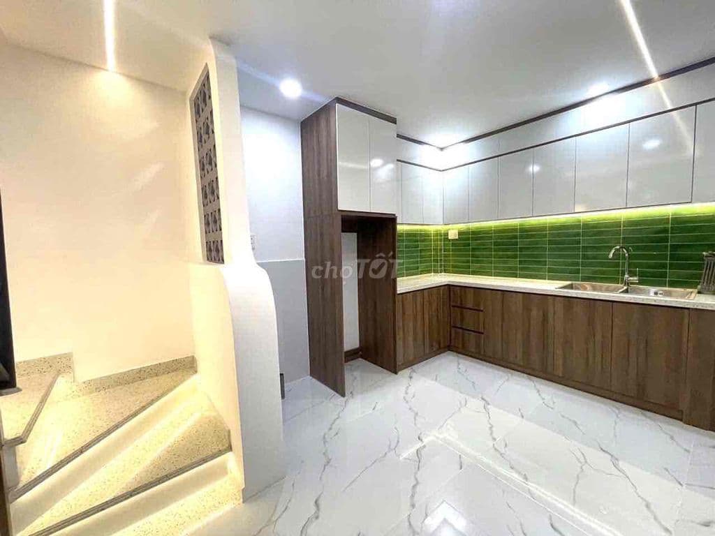 Nhà hẻm 2 xẹc gần đường Quang Trung - Ảnh 2