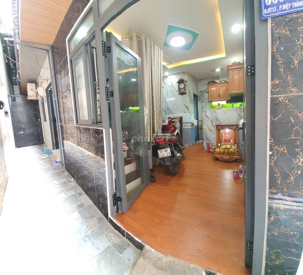 NHÀ BÁN SÁT CHỢ HIỆP THÀNH 13.HẺM XE HƠI VÔ