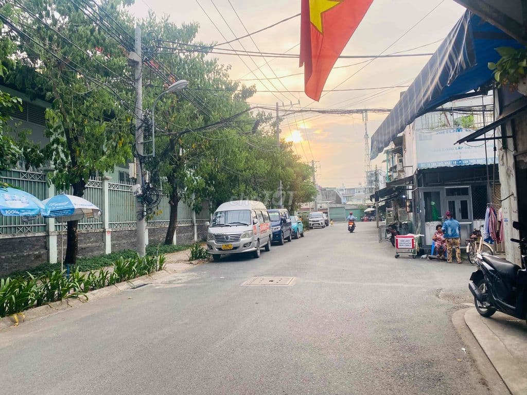 8.1 tỷ. 110m2(6.1x19). TÂN THỚI NHẤT QUẬN 12 - Ảnh 3