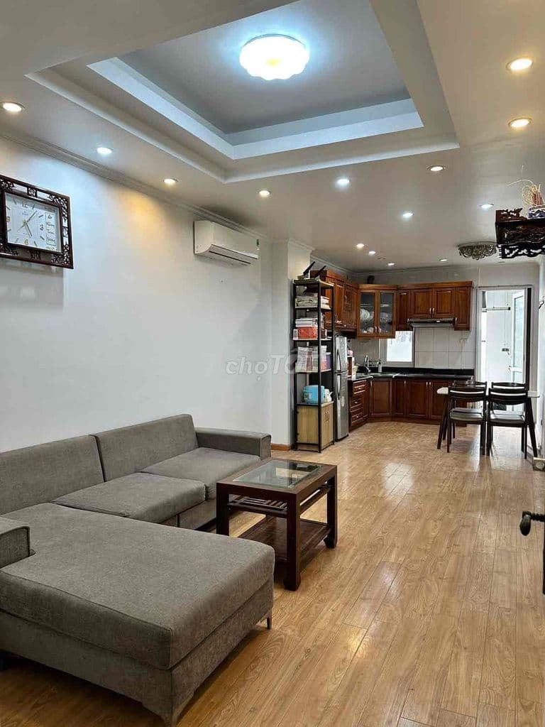 Bán căn Hộ KĐT Võ Chí Công 67m2.2 Ngủ Gần hồ Tây. Giá 5.7 Tỷ