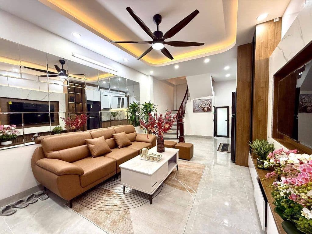 BÁN NHÀ PHỐ QUAN NHÂN - THANH XUÂN 42M2 x 5T - NGÕ Ô TÔ GIÁ 7.9 TỶ