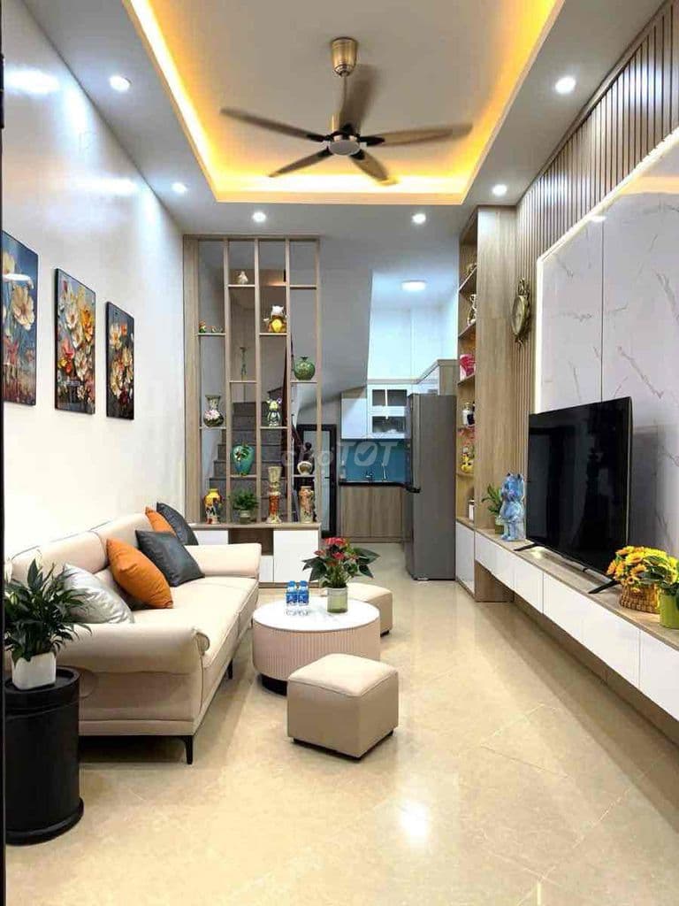 Siêu hiếm Văn Chương, nhà mới đẹp, full nội thất, ngõ nông, sát phố