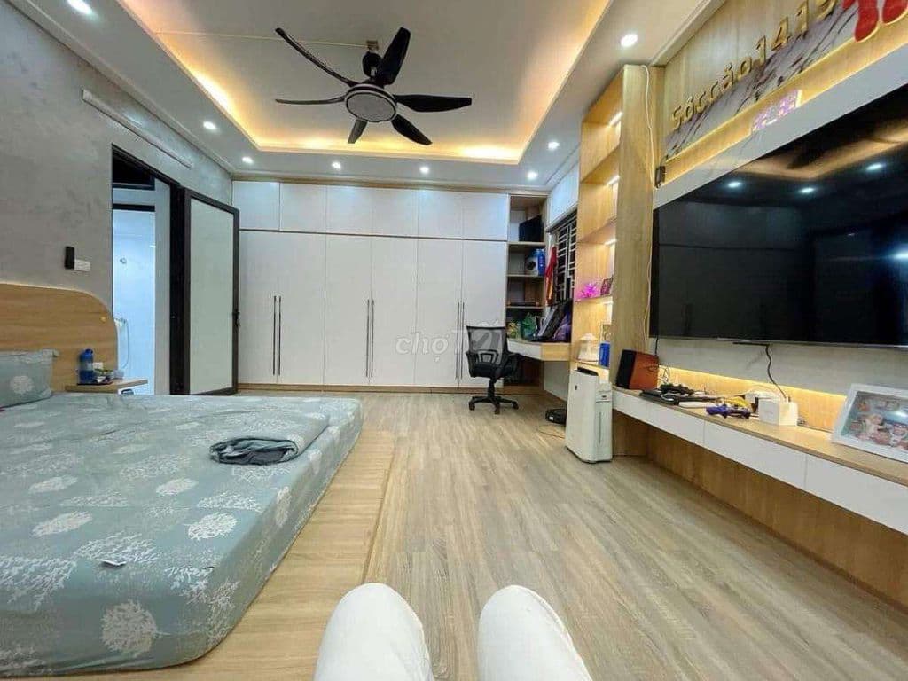 Nhà đẹp phố Kim Mã, dân xây, gần phố, full nội thất, ở luôn, 40m*5T - Ảnh 3