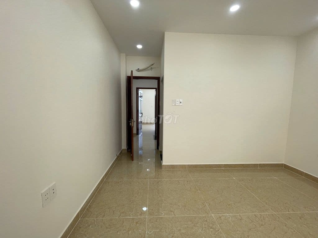 Nhà Đẹp View Sông Hướng Đông Nam Còn 1 Căn Cạnh Vạn Phúc City - Ảnh 2