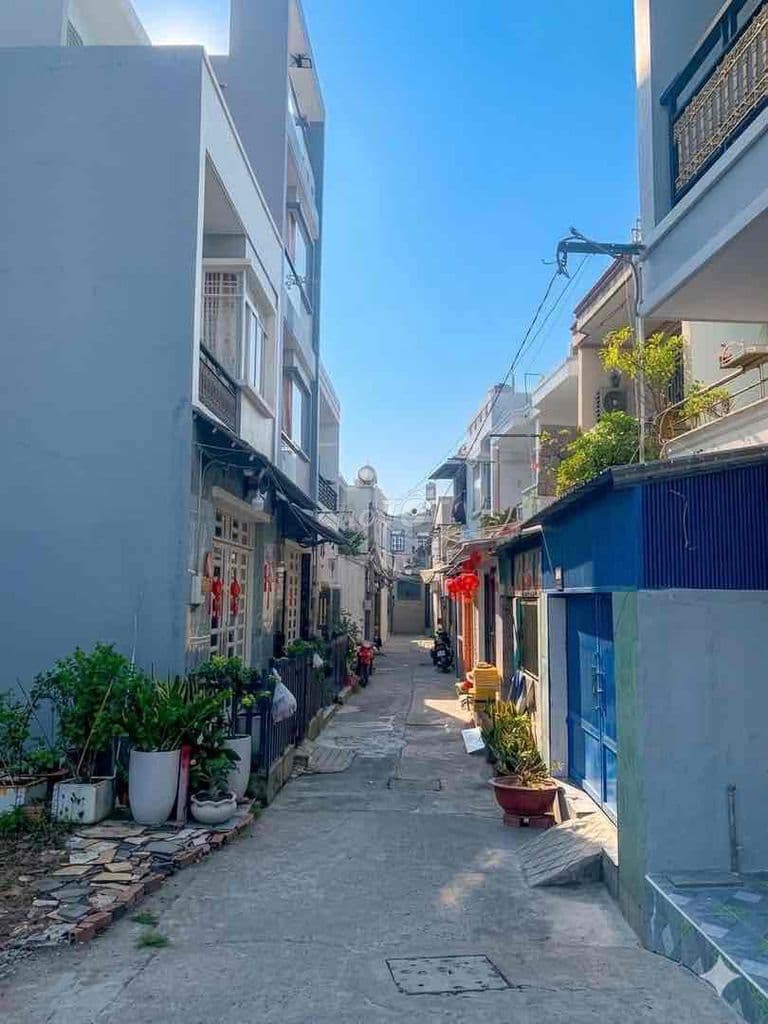 Quận 7 – 4 Tỷ 3 - Lô Đất 56m² - Ngang 4,6m- Đường 4m - Ngay UBND Phú T - Ảnh 2