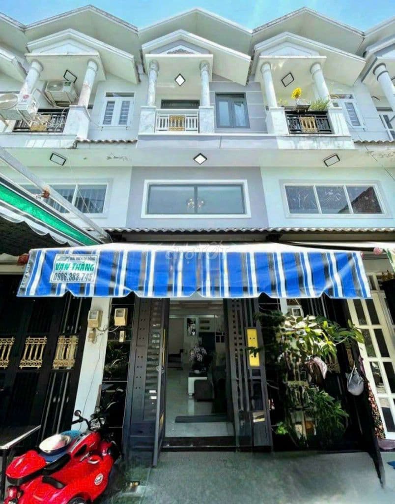 nhà chính chủ Cần bán Huỳnh Tấn Phát gần cầu Phú Xuân