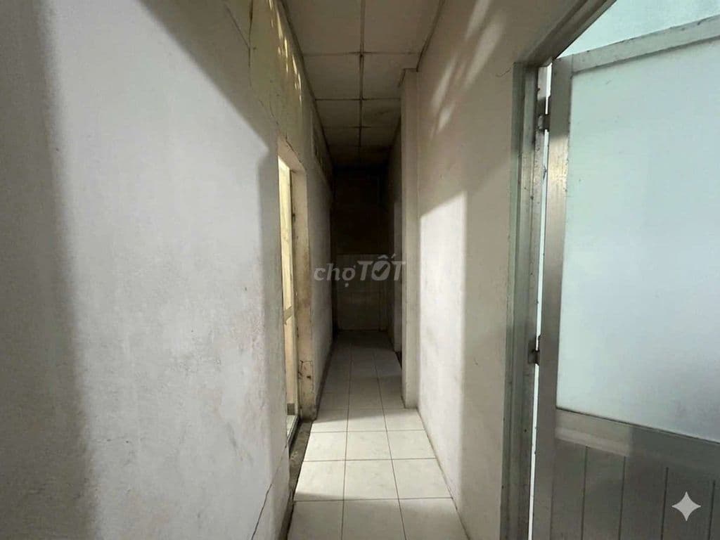 5,98 TỶ CHO CĂN GÓC 2 MẶT TIỀN NGAY VINCOM LÊ VĂN VIỆT Q9'90M2,Xây mới - Ảnh 3