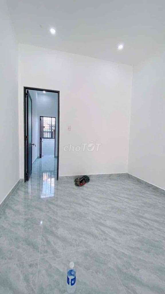 nhà gần cầu vượt ngã tư ga Q12 1 lầu 2pn hẻm xe hơi - Ảnh 3