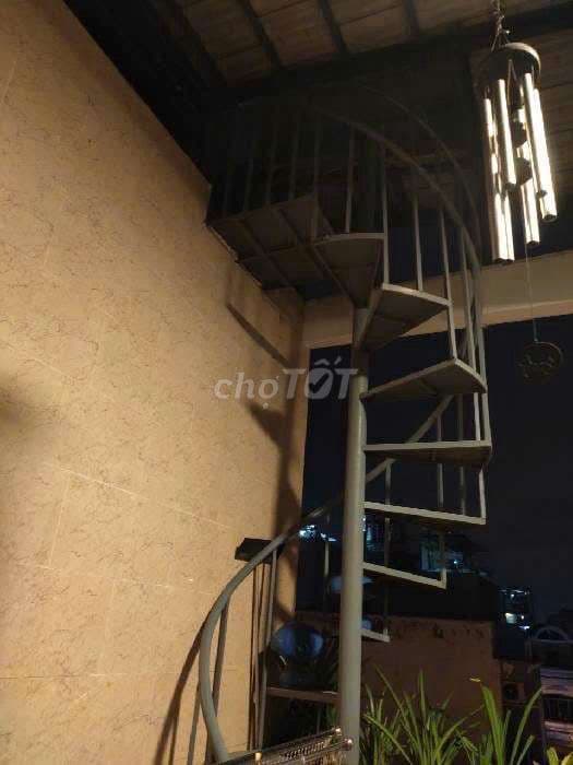 BÁN NHÀ KHU KS ĐỆ NHẤT - 50 M2 - RA SÂN BAY 10P - Ảnh 3