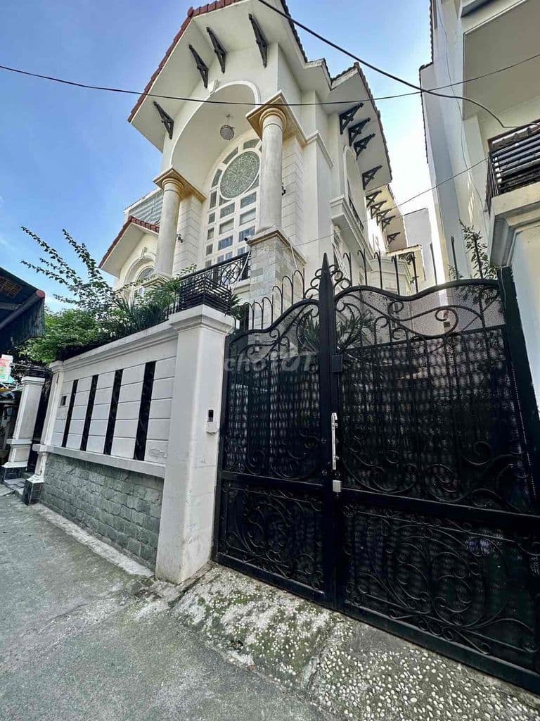Trung tâm Bình Thạnh - Xe hơi ngủ nhà - 217m2 - 3 tầng 8PN - Gấp bán