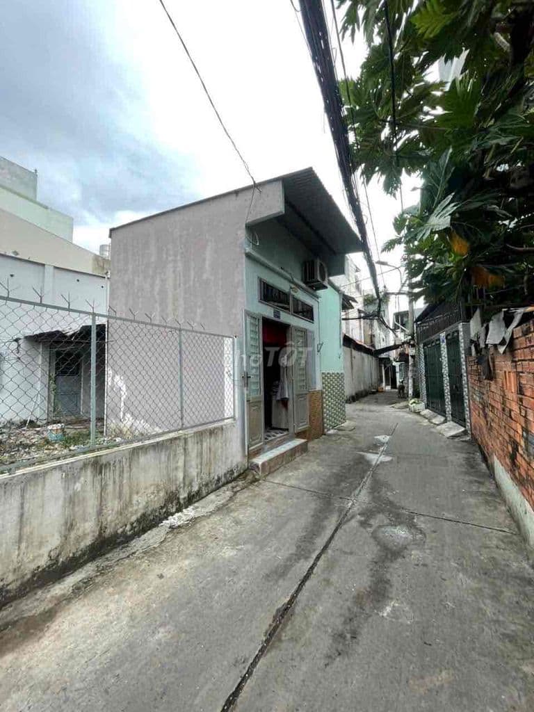 BÁN ĐẤT TẶNG NHÀ CẤP 4 - DT: 53.7m2 ) - HẺM 3 GÁC -NGUYỄN OANH, GÒ VÂP - Ảnh 2