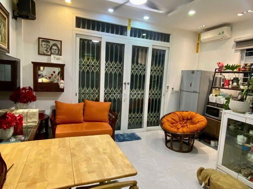 BÁN NHÀ THANH NHÀN ,HBT ,23M2 X3 TẦNG ,59 TỶ,SỔ ĐỎ NỞ HẬU,CĂN HIẾM. - Ảnh 2