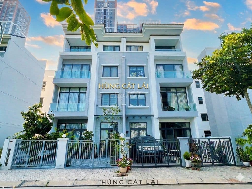 BIỆT THỰ PHỐ LAVILA CÁT LÁI - 3 LẦU - CÓ THANG MÁY, ĐẬU 2 Ô TÔ – 15 TỶ