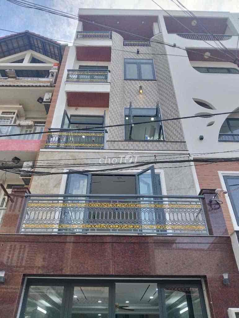 Nhà xd mới- có thang máy - 228m2 - tặng nội thất