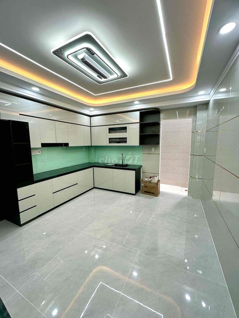 Nhà 4.5 tấm 4x18,5 thang máy 450kg hẻm 1 sẹc LÊ VĂN QUỚI - Ảnh 3